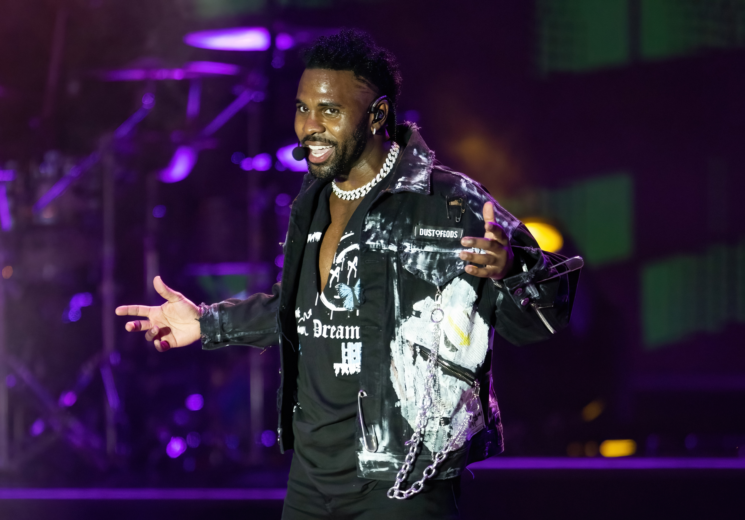 Jason Derulo bemutatta a „Slidin” hivatalos klipjét