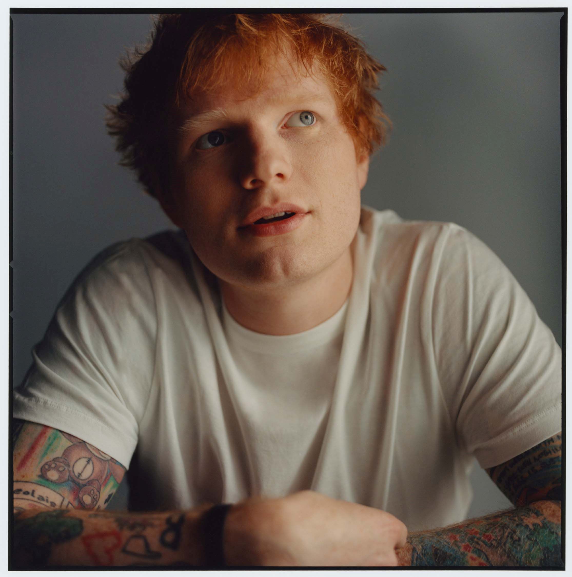 Ed Sheeran uralja a brit albumlistát