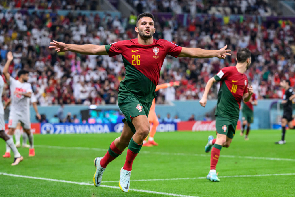 A portugálok újonca és a spanyol válogatott is vb történelmet írt