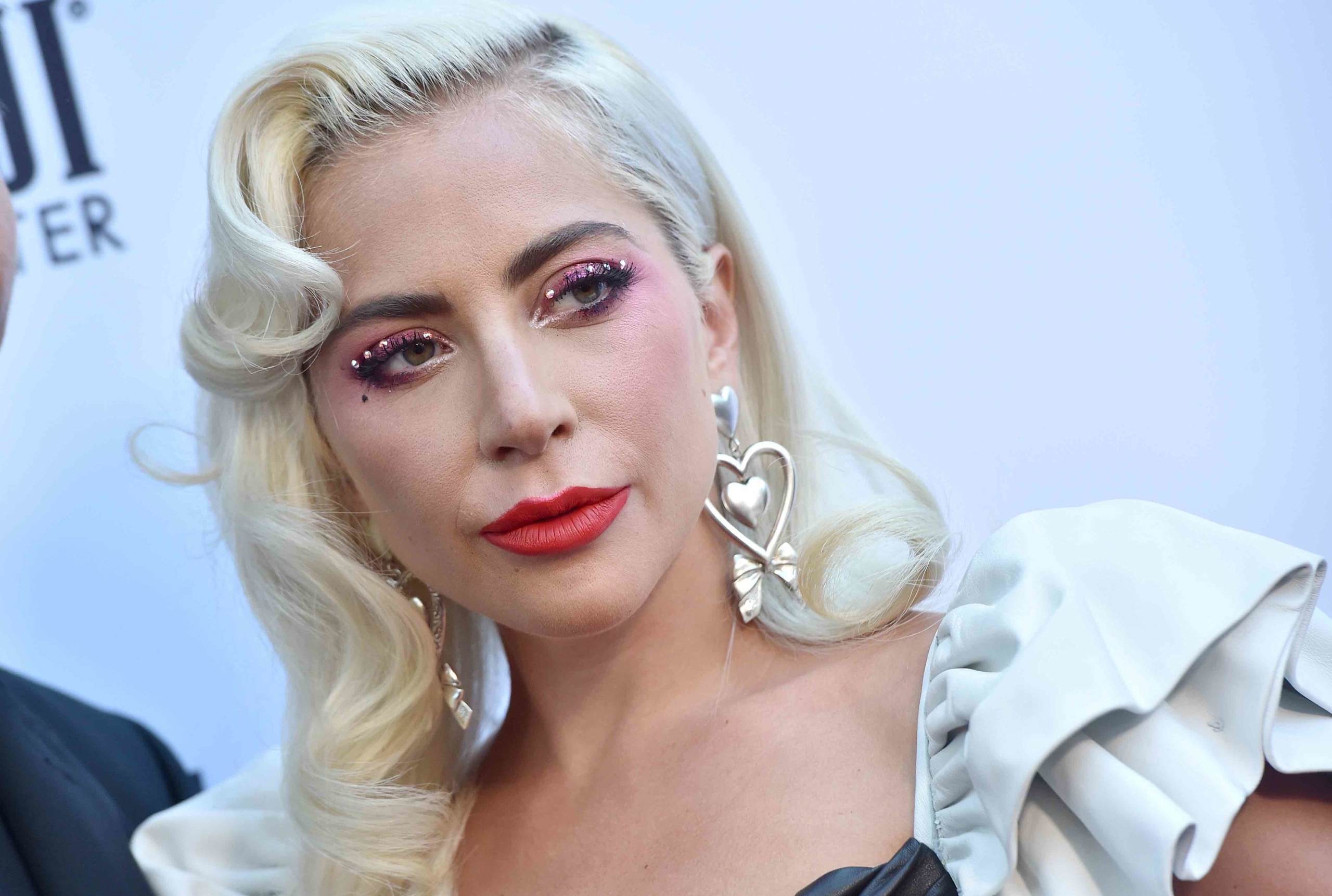 Lady Gaga is fellép a vasárnapi Grammy-gálán