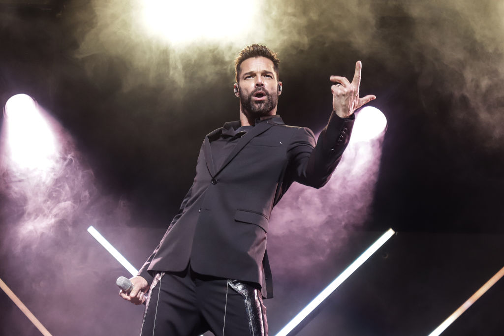 Új dallal és minialbummal jelentkezett Ricky Martin