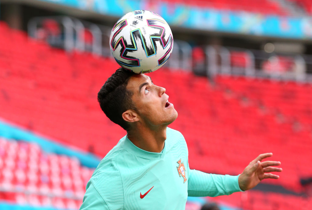 Cristiano Ronaldo már nem a Manchester United játékosa