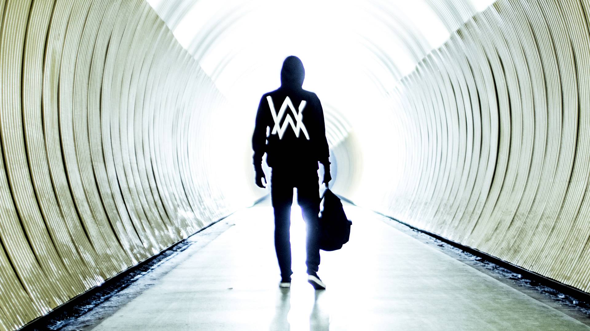 Alan Walker 2025-ben Budapestre is eljön