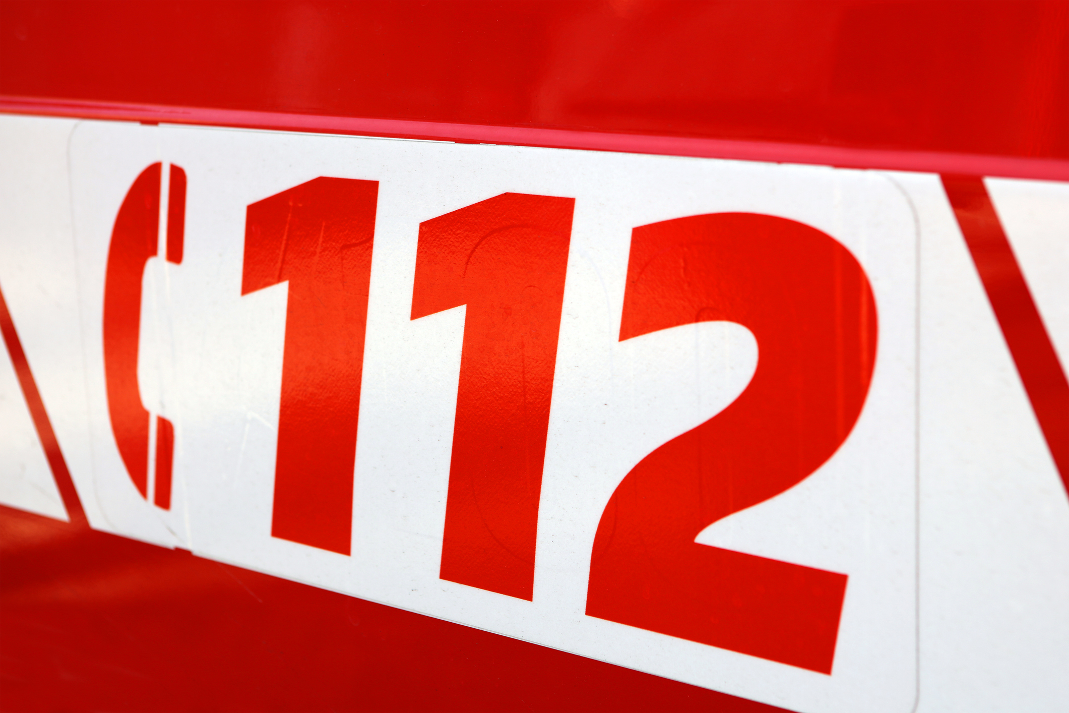 Több mint 30 éves a 112-es segélyhívó szám