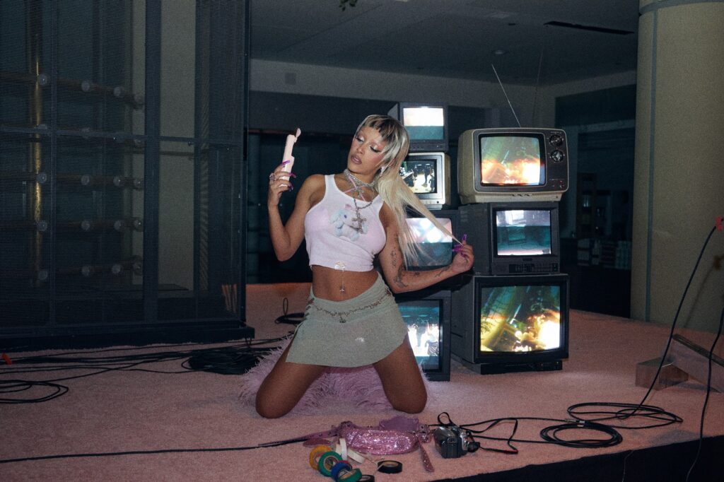 Új albummal és klippel jelentkezett Doja Cat