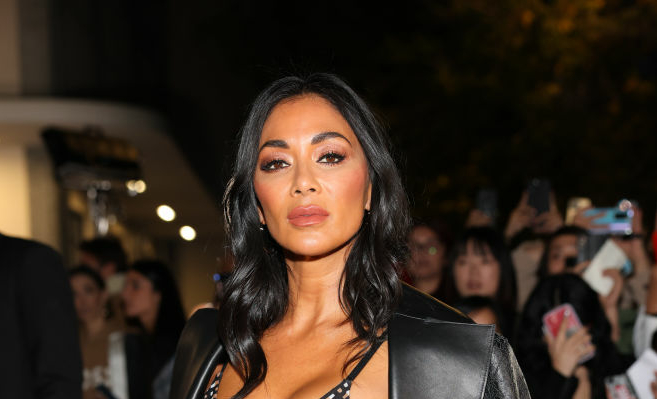 Nicole Scherzinger a Broadway-ra tart