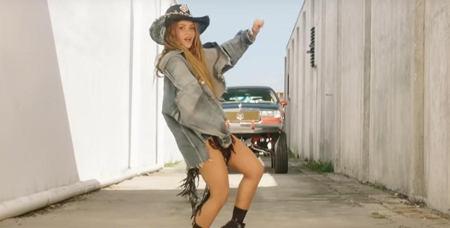 Mexikói zenekarral készült Shakira legújabb dala