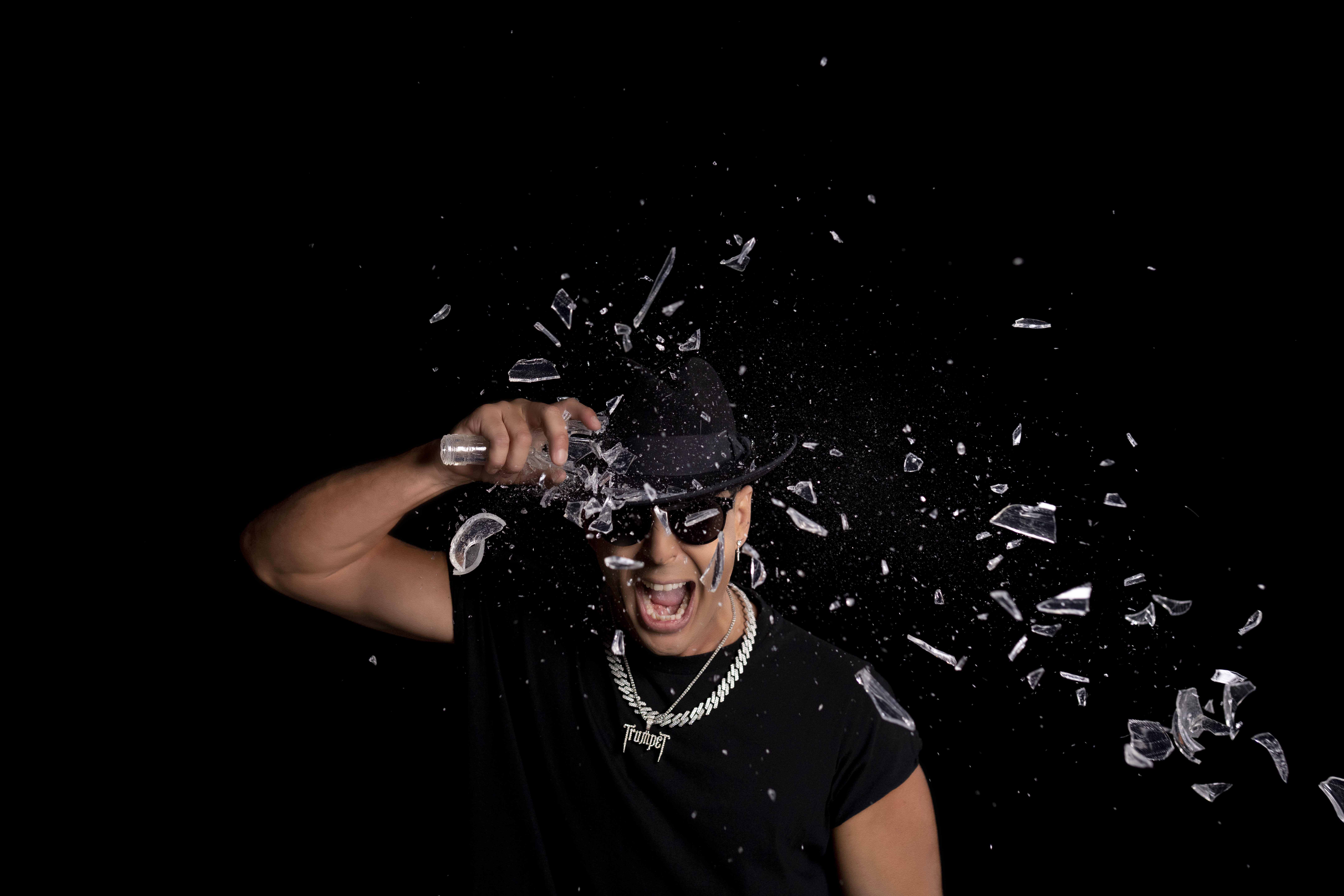 Timmy Trumpet, KSHMR és Bassjackers összefogott, hogy ledobják a dance bombát