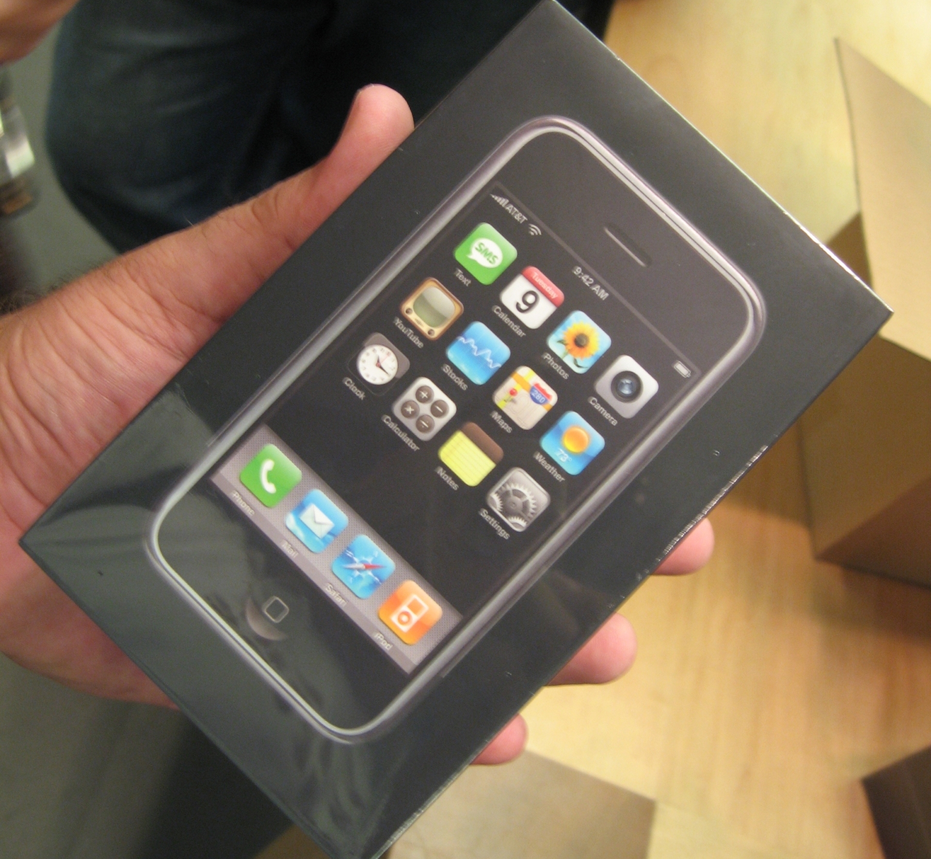Az eredeti ár több mint 400-szorosáért kelt el egy 2007-es iPhone