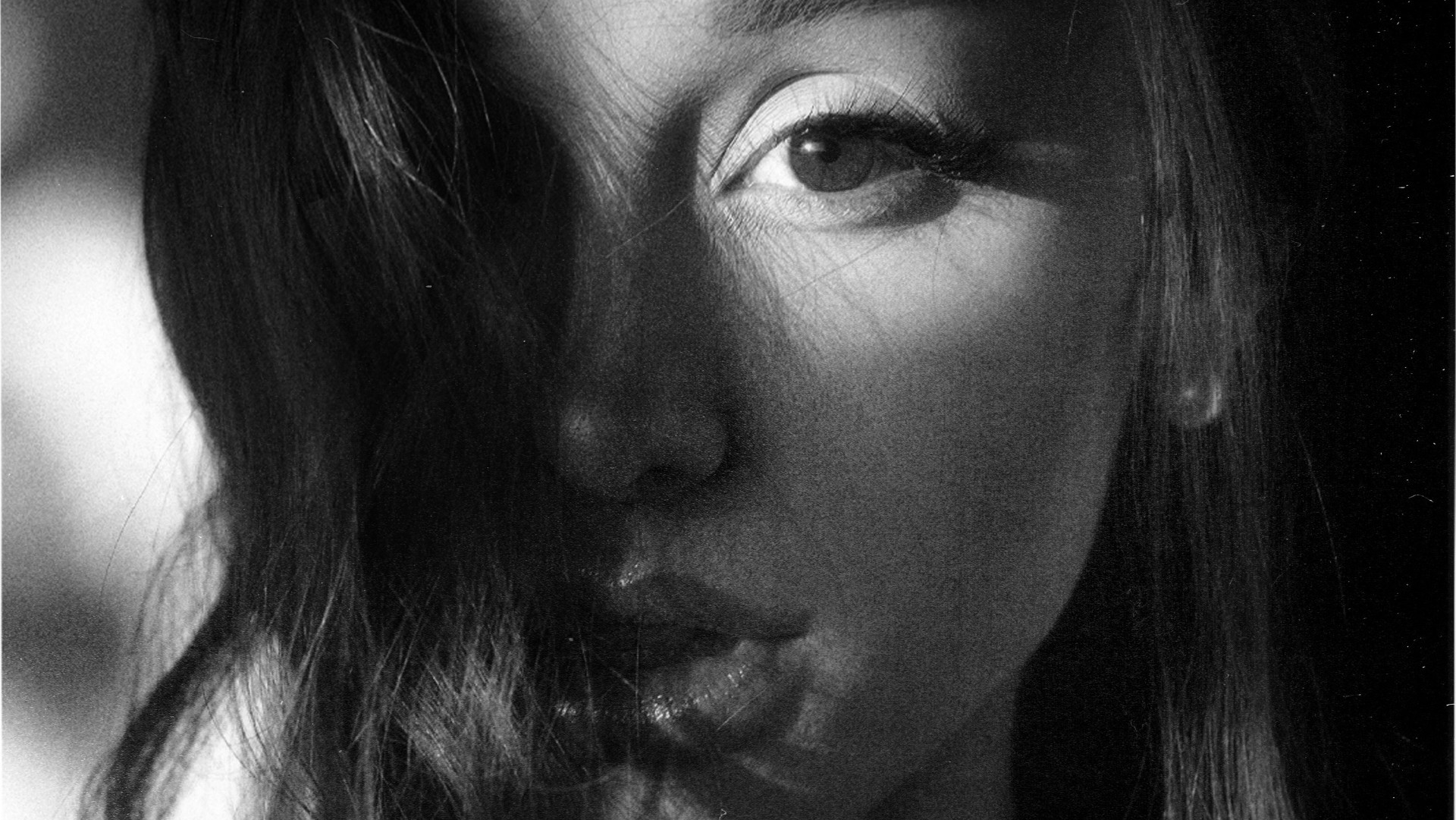 Ariana Grande új kislemeze a Billboard élén nyitott