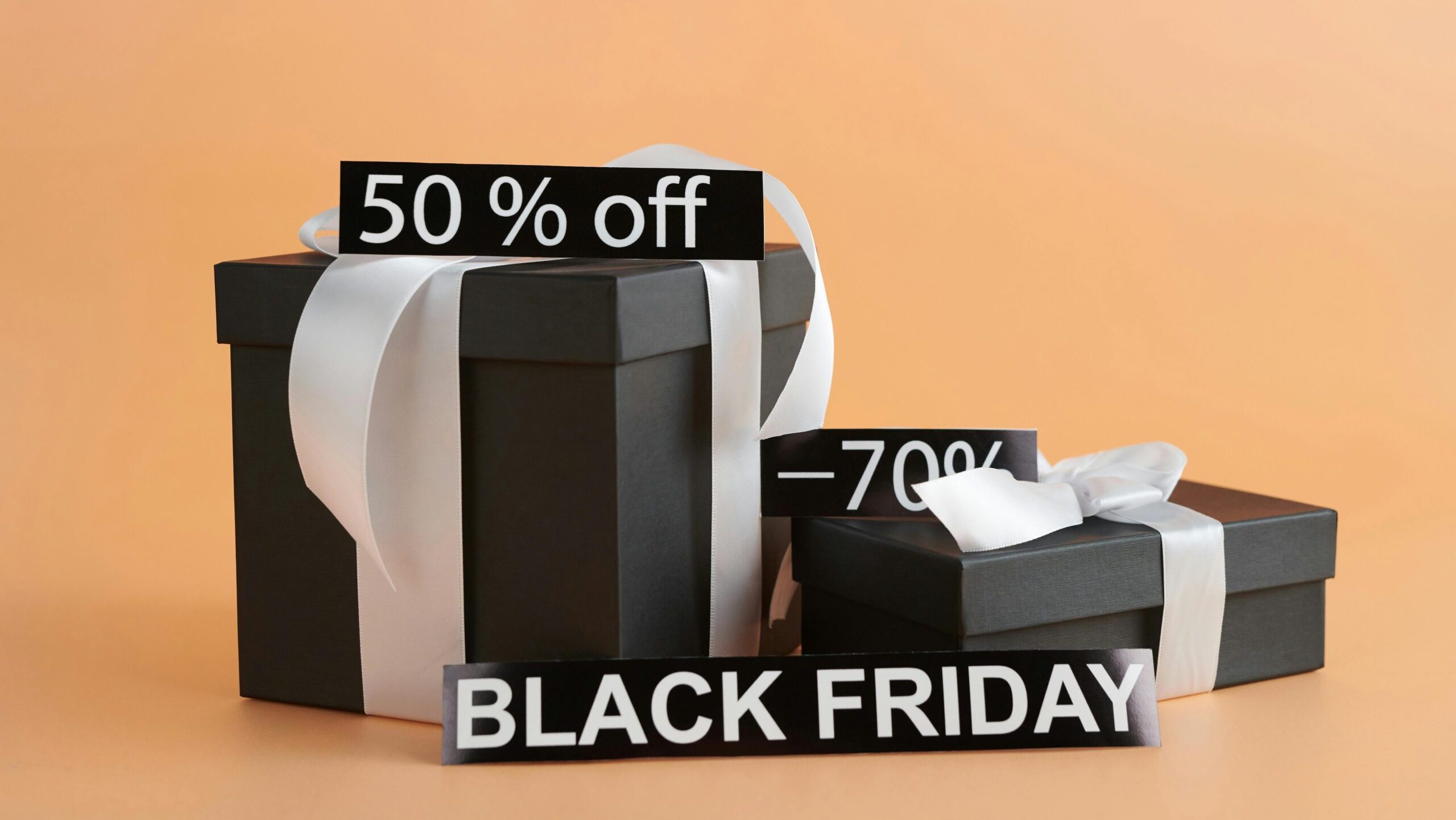 Indul a karácsonyi bevásárlási szezon -itt a Black Friday!