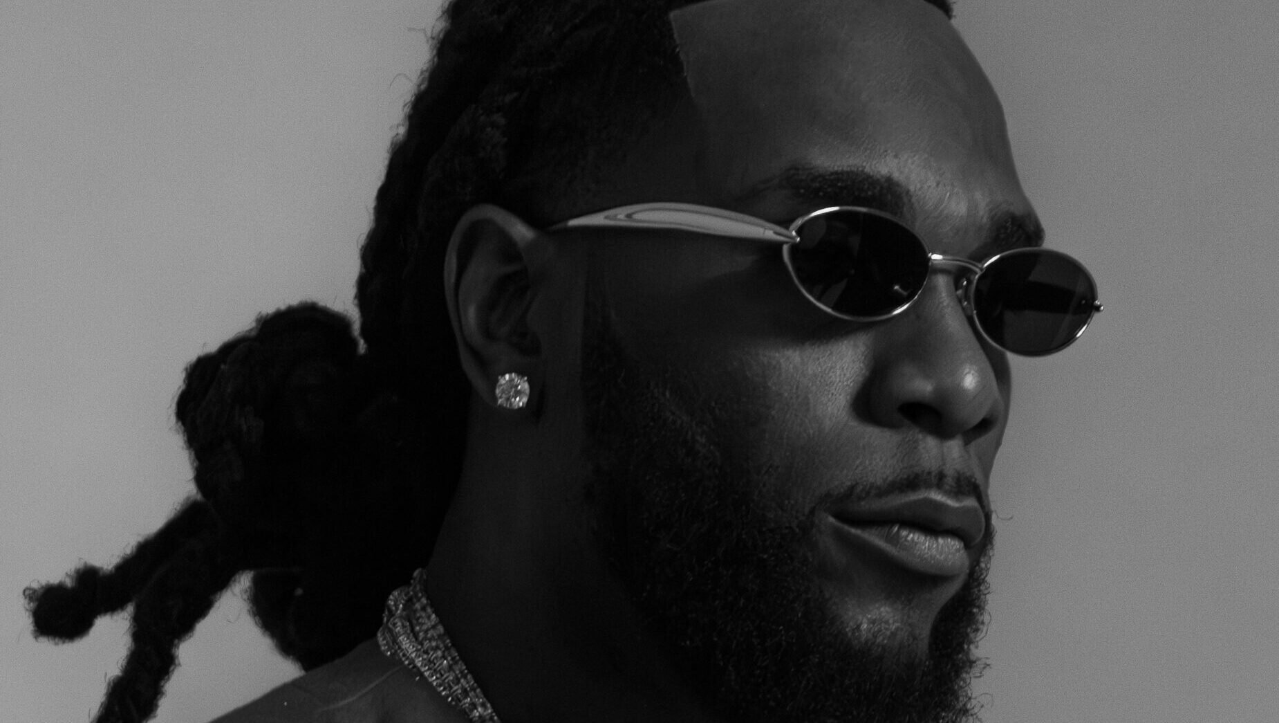Szép csapatot hozott össze az új albumán Burna Boy