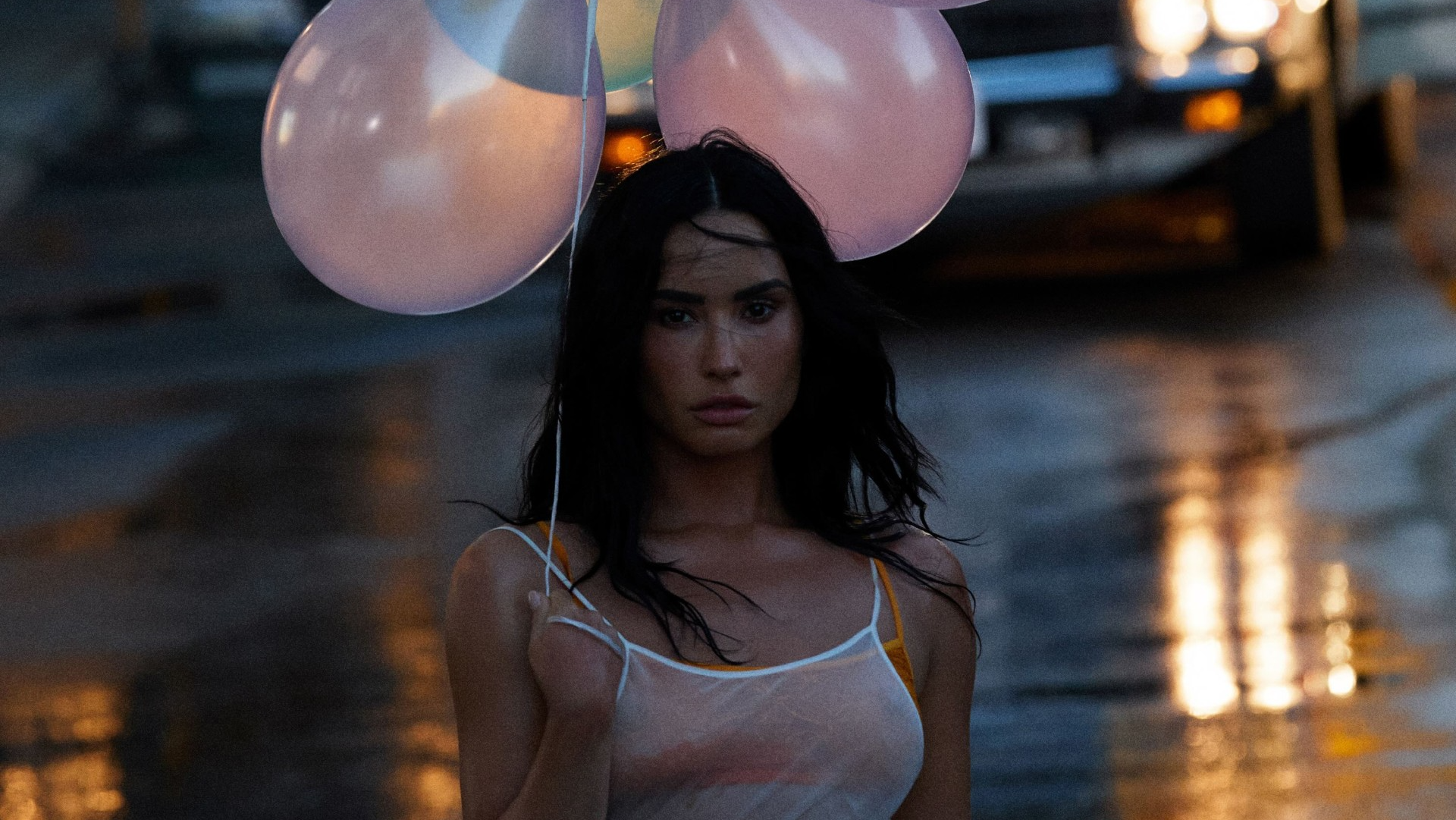 Demi Lovato új dala ismét a táncpop világába repít