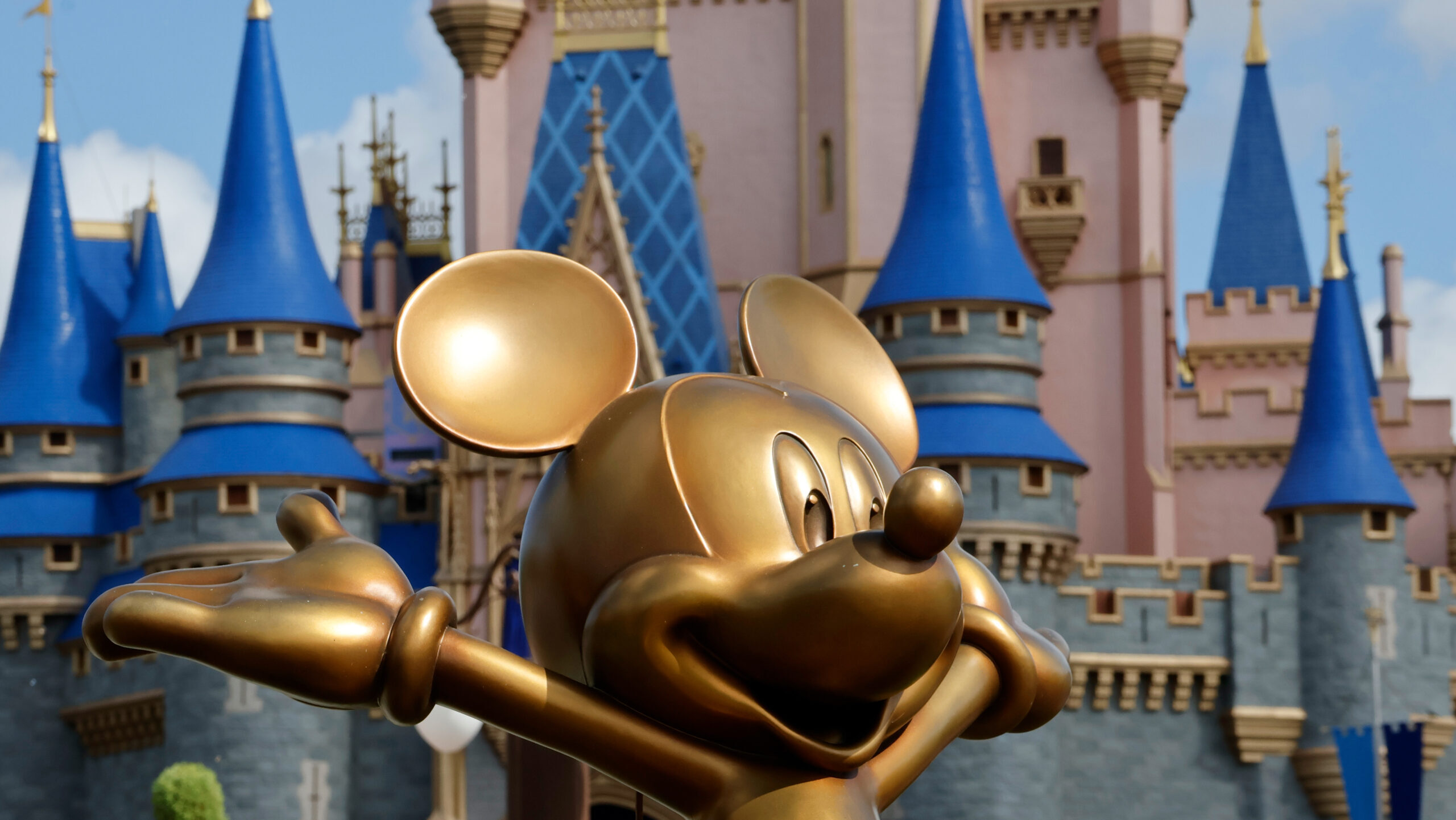 Abu-Dhabiban nyílik a hetedik Disneyland