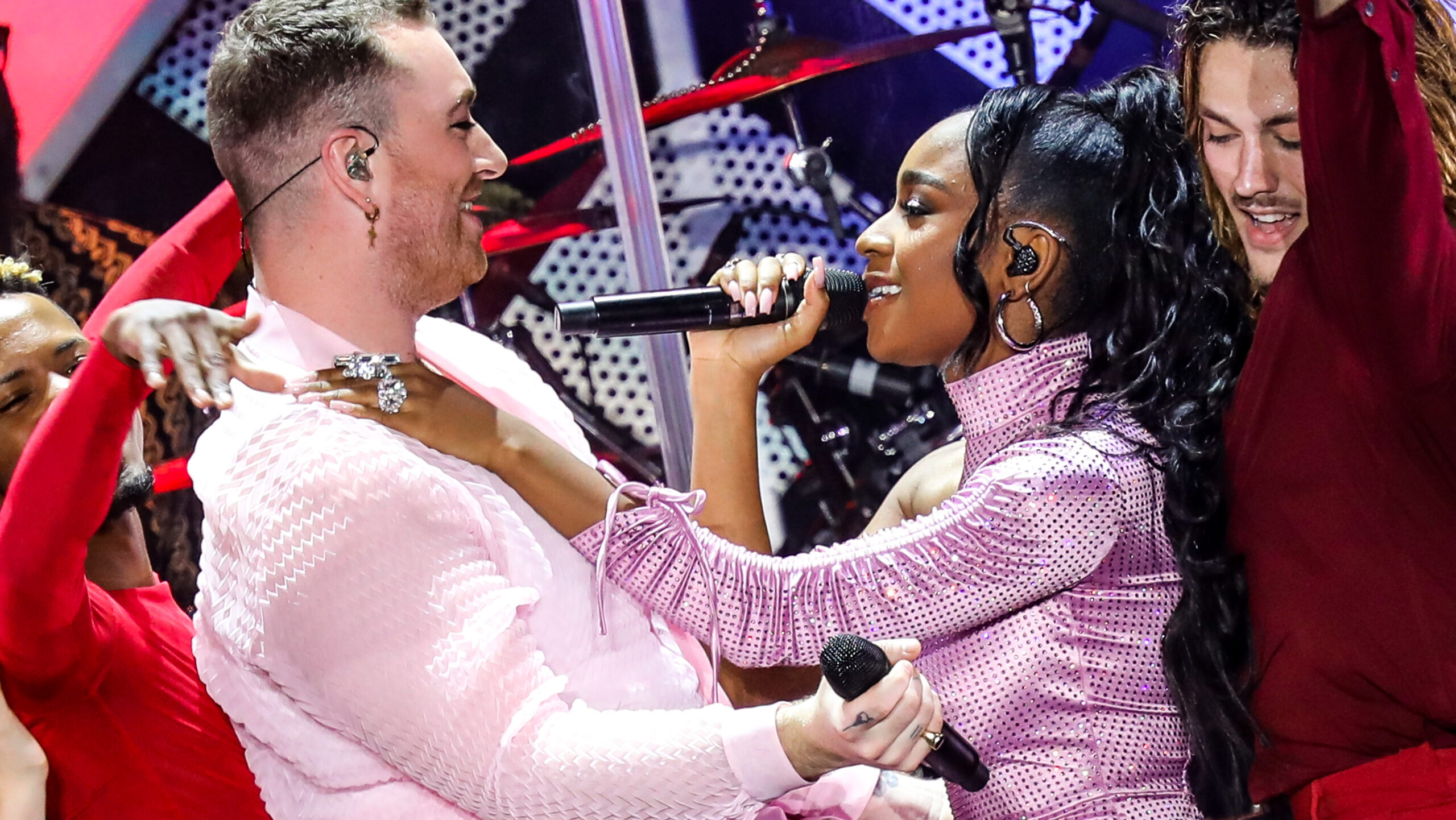 Sam Smith és Normani nem ússzák meg a bíróságot