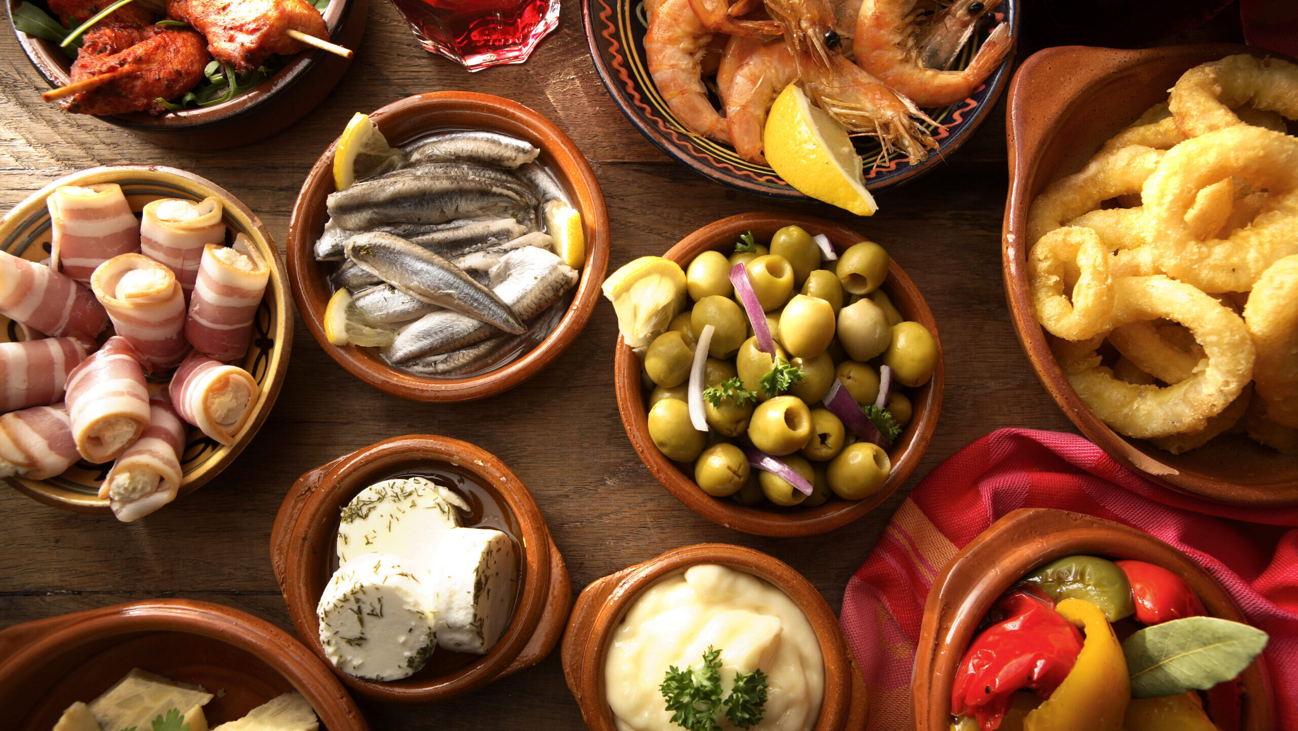 Ma van a tapas napja