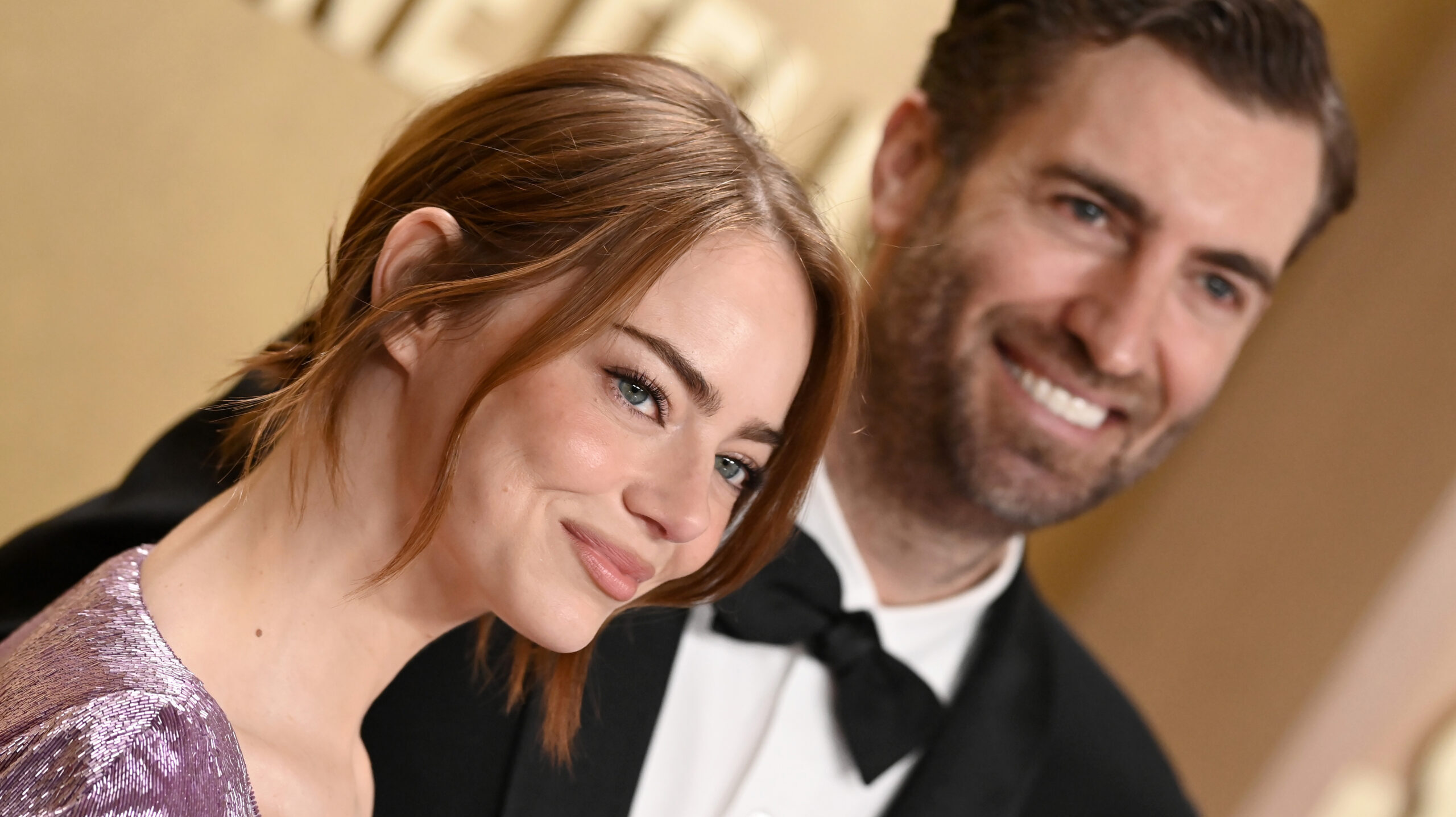 Emma Stone-t férje rendezi a romantikus vígjátékban