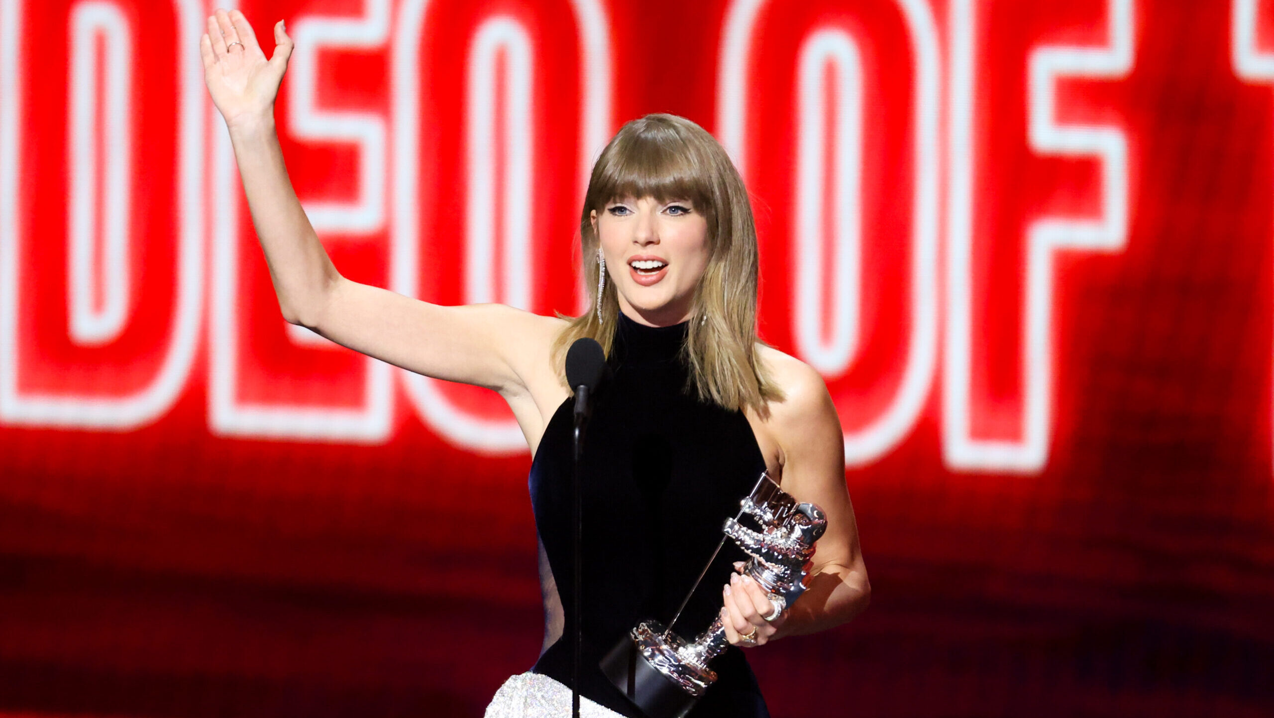 Taylor Swift történelmet írt az MTV Video Music Awards-on