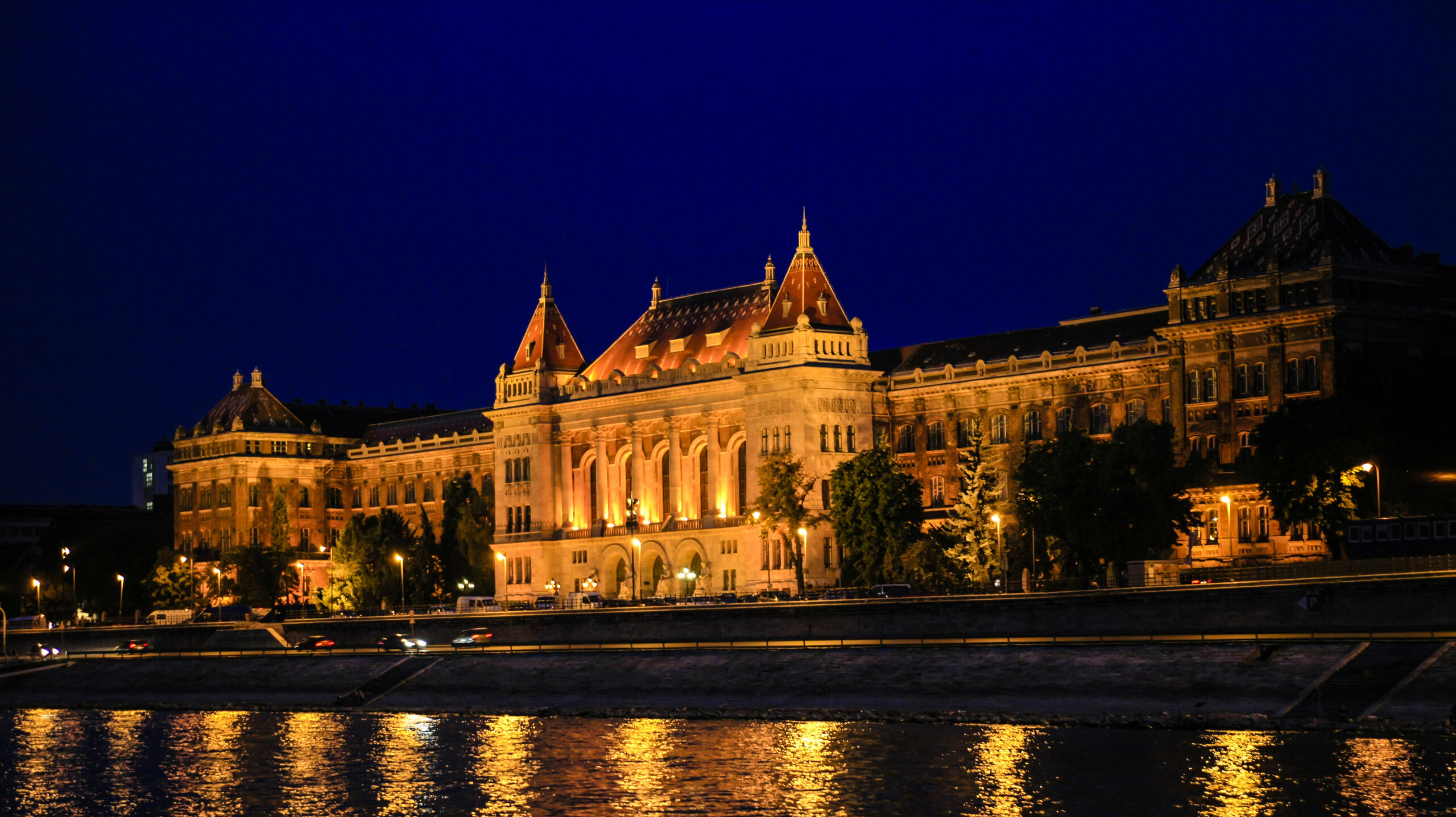 Budapest három ikonikus pontján lehet hajnalig bulizni augusztus 20-án