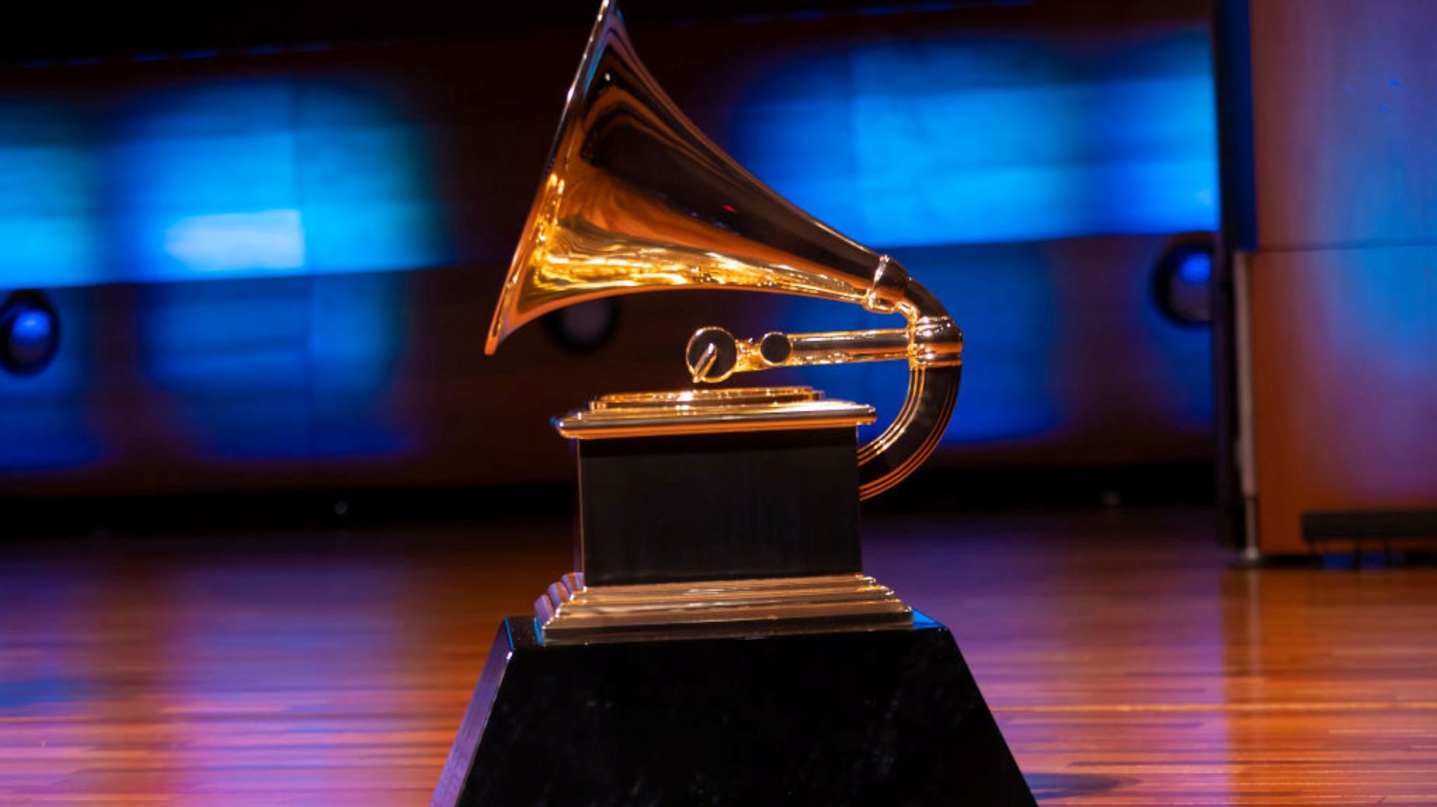 Sztárhadsereg jelenti be a Grammy-várományosokat