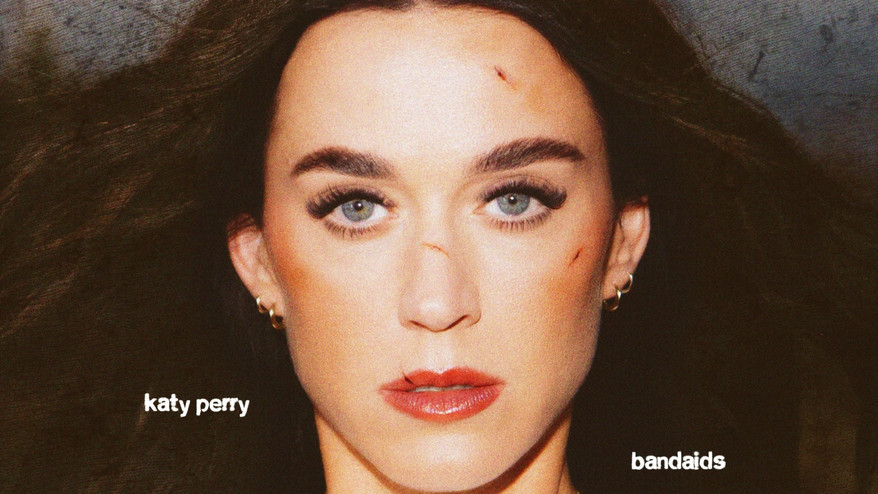 Katy Perry megcsillogtatja a humorát