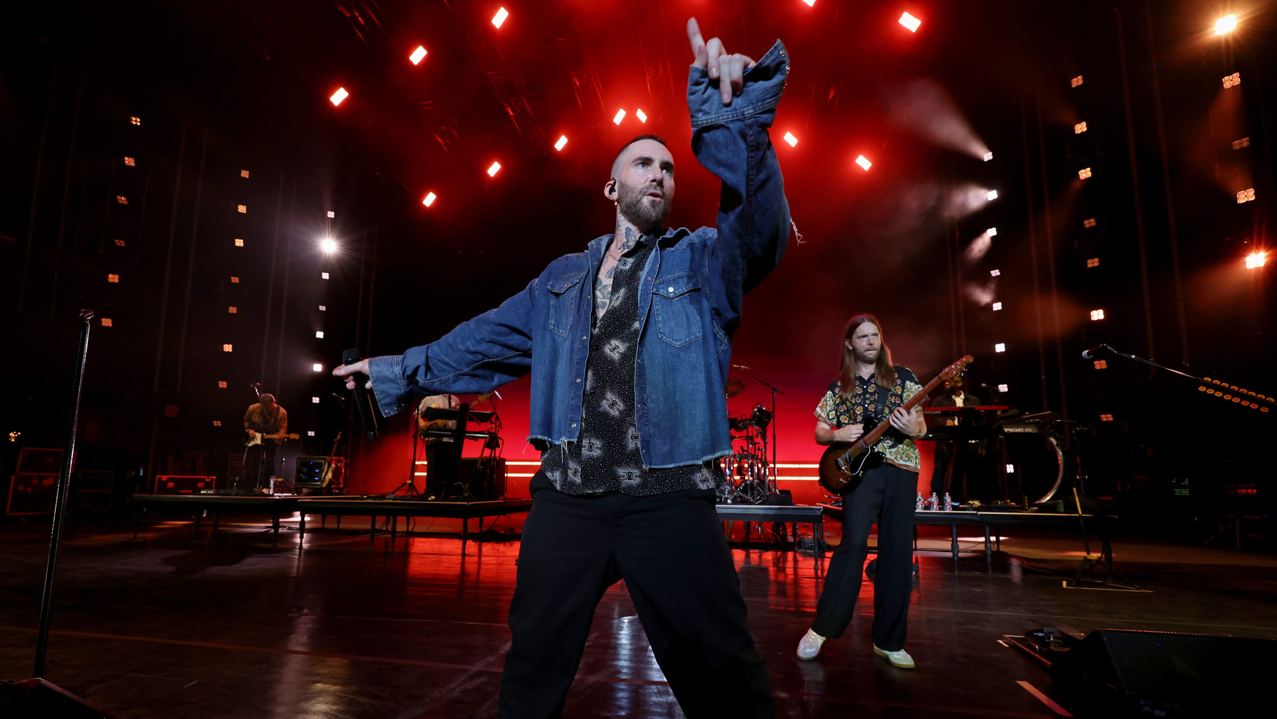 „Megfizethetetlen” kollaborációba ugrott bele a Maroon 5