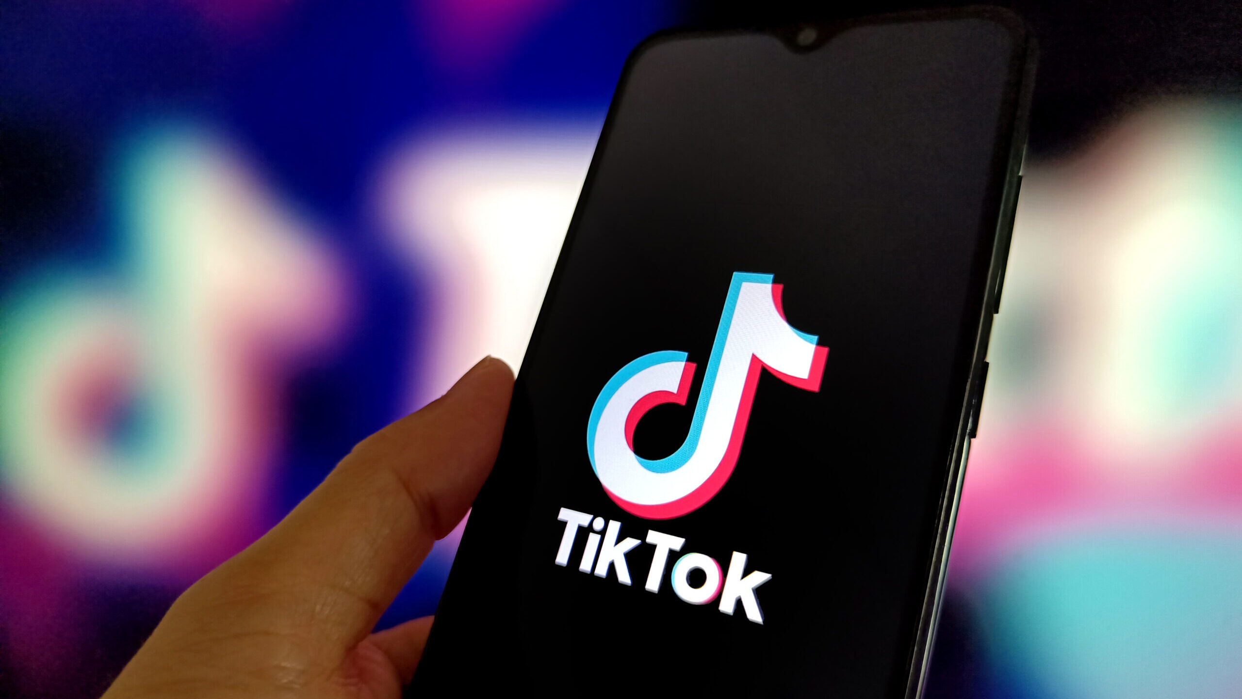 A TikTokon új funkció a segít korlátozni a képernyő előtt töltött időt