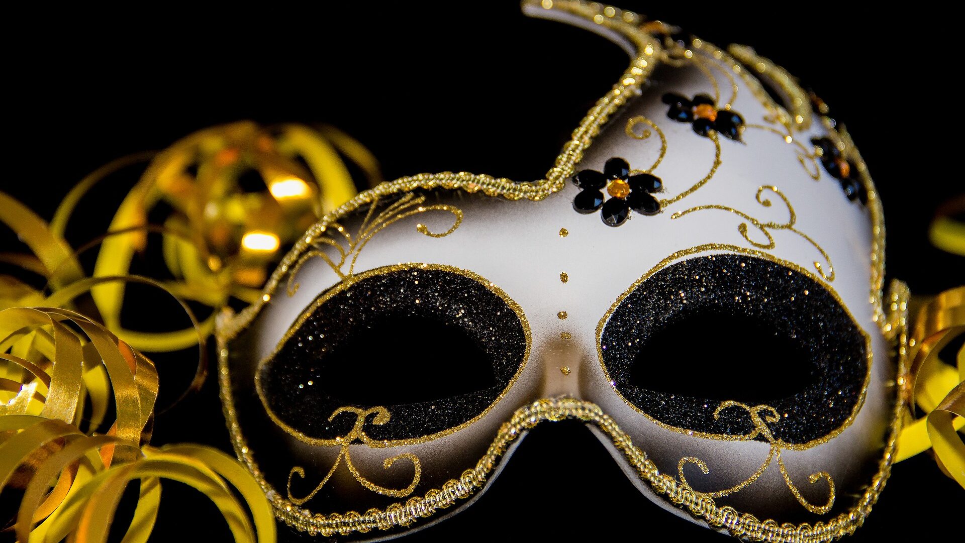 Indulhatnak a farsangi mulatságok!