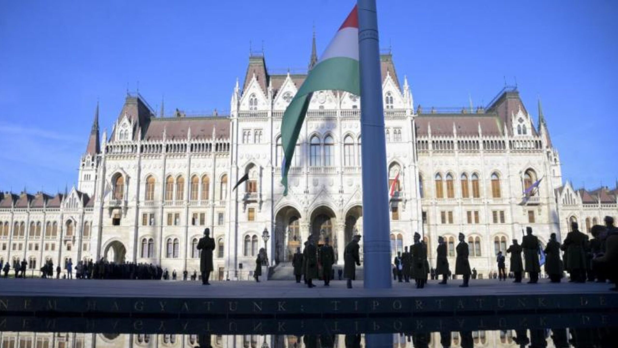 Ma van az aradi vértanúk napja