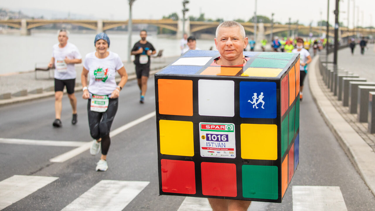 Elképesztő figurák a 40. SPAR Budapest Maraton Fesztiválon